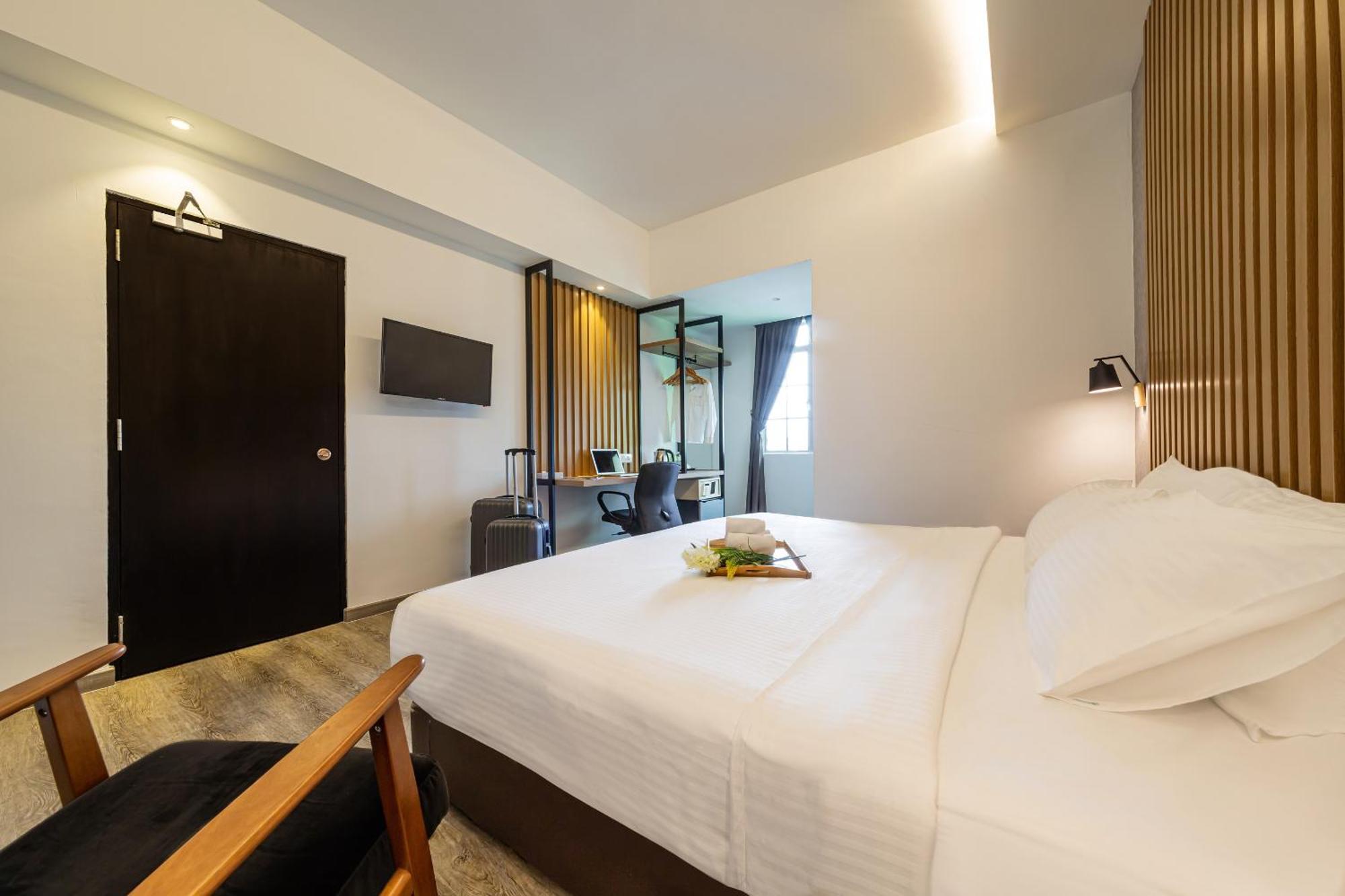 Thy Executive Hotel Johor Bahru Buitenkant foto